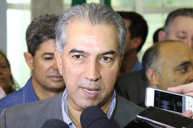 Diminui&ccedil;&atilde;o de isentos do IPVA ser&aacute; gradual e durar&aacute; 5 anos, diz Azambuja