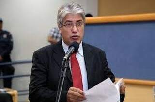 Vereador Marcos Alex, do PT, propõe criação de fundo que vai normatizar serviço de recuperação de vias. (Foto: Divulgação)
