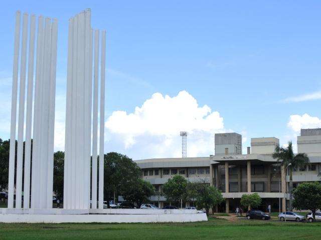 Com greve, MPF vai &agrave; Justi&ccedil;a para garantir formatura de alunos da UFMS