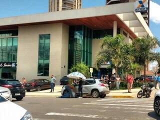 Acidente aconteceu no cruzamento das ruas Euclides da Cunha e Bahia (Foto: Danielle Valentim)