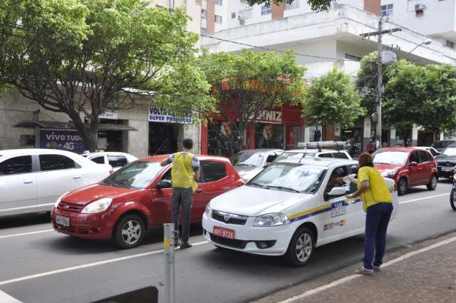 Protesto contra Dilma surgiu de brincadeira e j&aacute; tem 4,2 mil ades&otilde;es