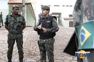 No dia 25, militares embarcaram para Cuiabá (Foto: Arquivo)