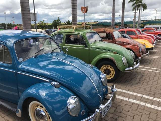 &#039;Fusqueata&#039; re&uacute;ne rel&iacute;quias para celebrar o Dia Nacional do Fusca