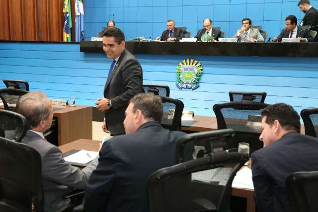 Deputados divergem sobre cria&ccedil;&atilde;o de fundo p&uacute;blico para campanhas