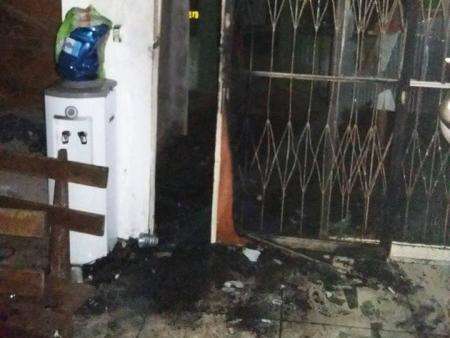 Igreja &eacute; parcialmente destru&iacute;da em inc&ecirc;ndio criminoso