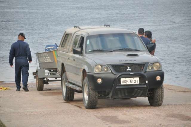 Marinha confirma um morto e 13 desaparecidos em naufr&aacute;gio no Rio Paraguai