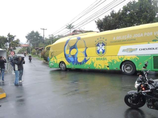 Sem Neymar, Sele&ccedil;&atilde;o Brasileira inicia prepara&ccedil;&atilde;o em Teres&oacute;polis