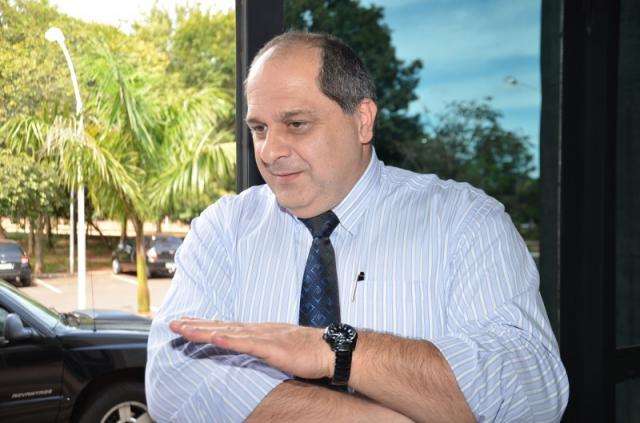 &quot;Se fizerem greve, v&atilde;o arcar com as consequ&ecirc;ncias&quot;, diz delegado geral