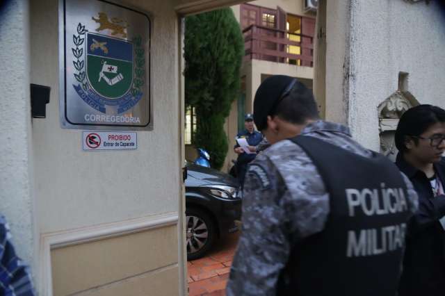 Metade dos policiais presos foi alvo de buscas na 1&ordf; fase de opera&ccedil;&atilde;o do Gaeco 