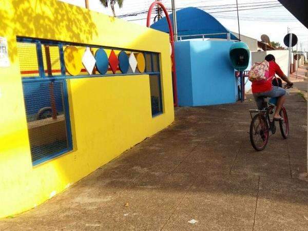 Terceirizados ainda n&atilde;o receberam e creches funcionam parcialmente