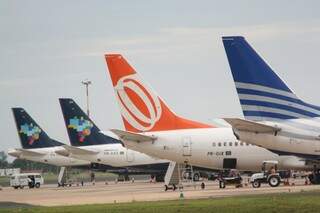 Azul informou voos adicionais para atender demanda de fim de ano, no aeroporto de Campo Grande. (Foto: Marcos Ermínio)