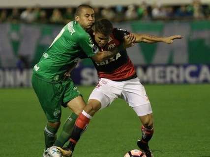 Chapecoense e Flamengo empatam sem gols pelas quartas da Sul-Americana