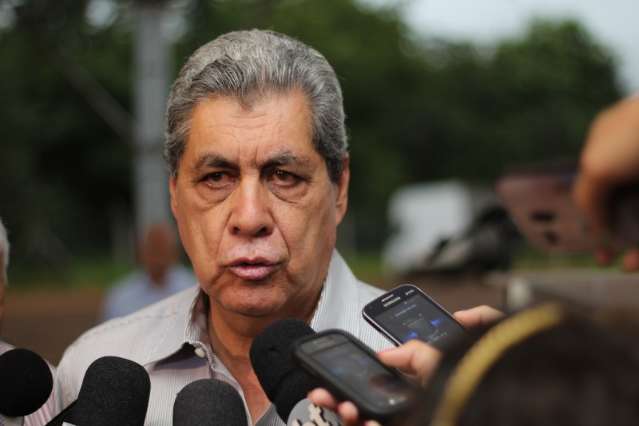 Andr&eacute; diz que conta &ldquo;na ponta do l&aacute;pis&rdquo; livrou MS da lista de endividados
