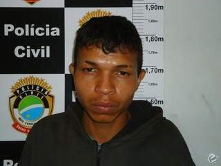 Lucas Mateus de Oliveira Lopes, de 20 anos, confessou o crime. (Foto: Edição de Notícias)