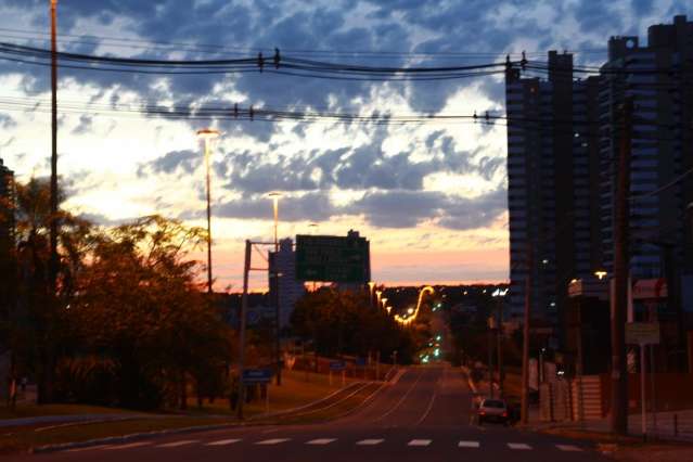 Quarta-feira amanhece com temperatura amena e dia se&aacute; quente em Campo Grande