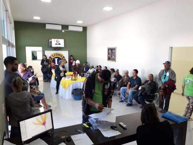 Mutir&atilde;o de cirurgias de catarata opera 75 pacientes no interior do Estado