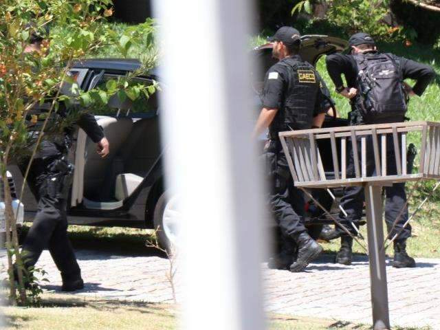 &quot;Bobagem&quot;, diz advogado de Name sobre plano contra delegado