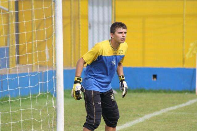 Goleiro vira sensa&ccedil;&atilde;o e grande arma do Cene para ser pentacampe&atilde;o