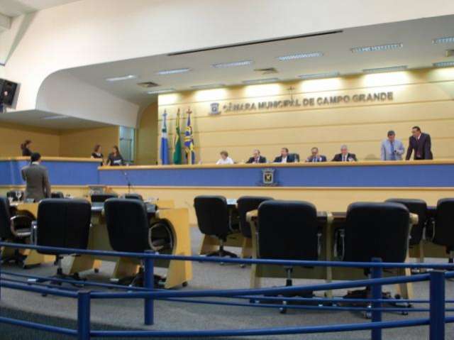 Por falta de quorum, sess&atilde;o &eacute; suspensa na C&acirc;mara Municipal