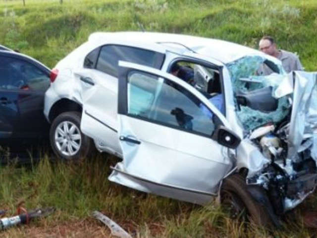  Acidente pr&oacute;ximo a Ivinhema deixa tr&ecirc;s mortos e dois feridos