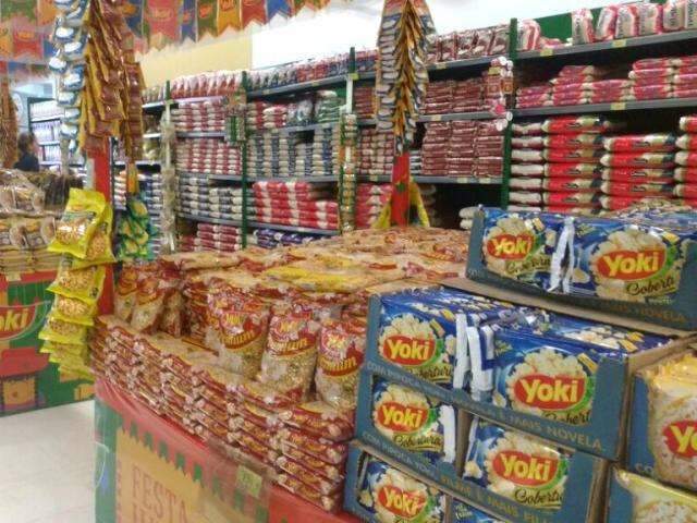 Pre&ccedil;o de produtos juninos pode variar mais de 100% entre supermercados