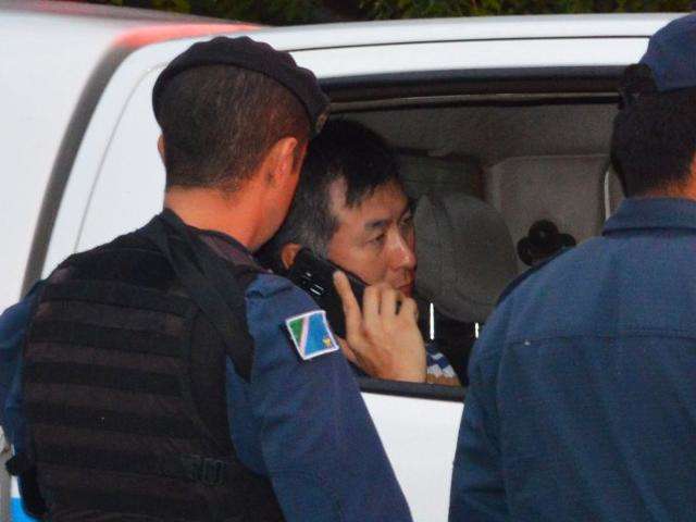 Defesa de policial diz que vai esperar den&uacute;ncia da promotoria para agir