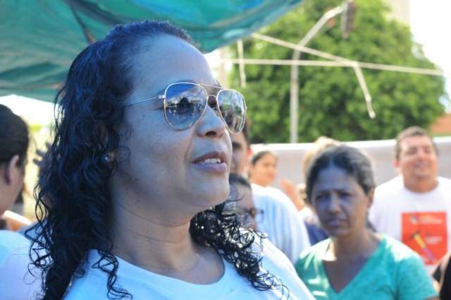Funcion&aacute;rios amea&ccedil;am  manter protesto em frente ao f&oacute;rum no Natal