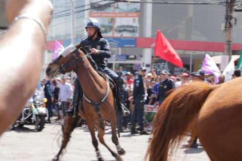 Desfile cívico em Campo Grande reuniu mais de 20 mil; veja as imagens