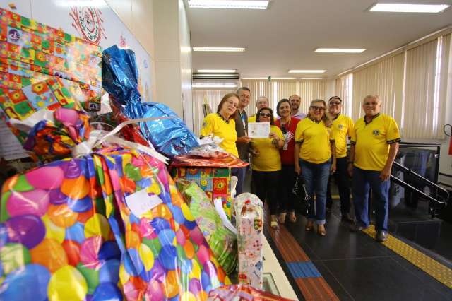 De ado&ccedil;&atilde;o a desapego: as hist&oacute;rias de quem adotou cartinha dos Correios