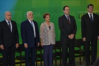 Presidente Dilma Roussef empossou os novos ministros da Fazenda e Planejamento (Foto:Agência Brasil)