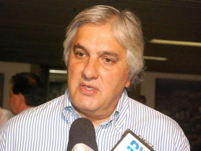  Senador Delc&iacute;dio recebe t&iacute;tulo de Doutor Honoris Causa da Funlec