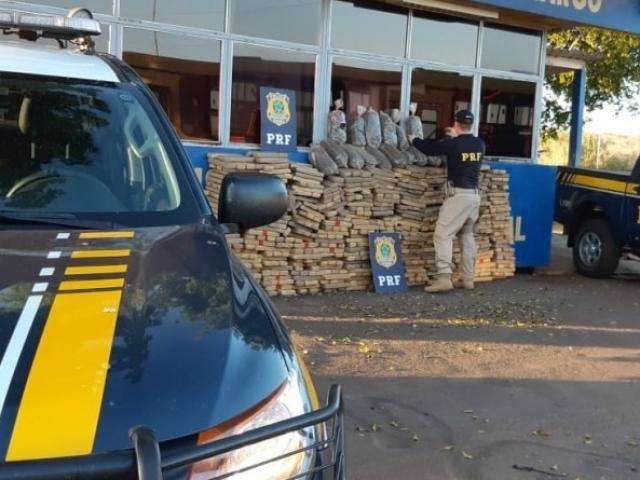 &Ocirc;nibus escolar saiu de MS carregado com quase 1 tonelada de maconha