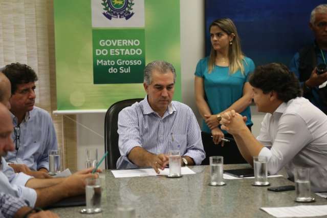 Governador cogita reduzir ICMS do querosene se houver mais voos em MS