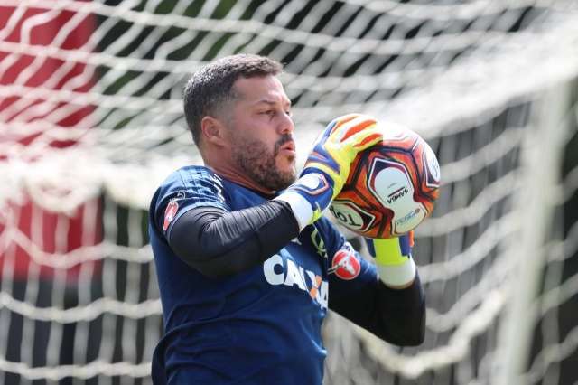 Cl&aacute;ssico carioca, Flamengo e Corinthians movimentam rodada de quarta-feira