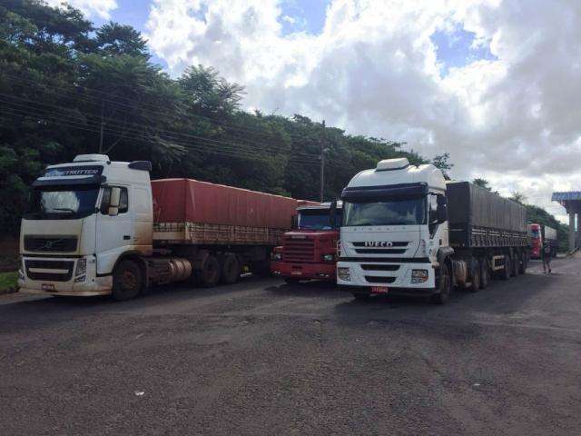 Sefaz barra dez carretas com soja e aplica multa de R$ 110 mil por sonega&ccedil;&atilde;o