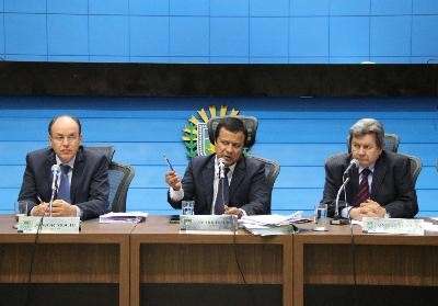 CPI da Sa&uacute;de decide amanh&atilde; se encerra trabalho ou faz novas convoca&ccedil;&otilde;es