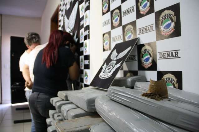 Pol&iacute;cia derruba &ldquo;empresa&rdquo; de preso que vendia droga a v&aacute;rios Estados