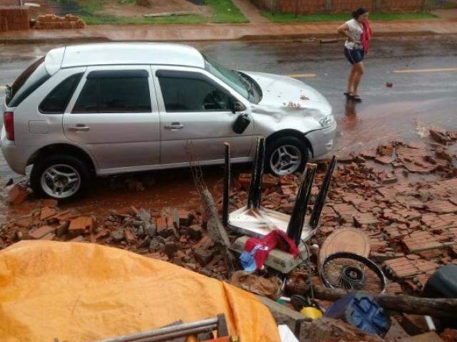 Tempestade deixa rastro de destrui&ccedil;&atilde;o em Costa Rica e Chapad&atilde;o do Sul 