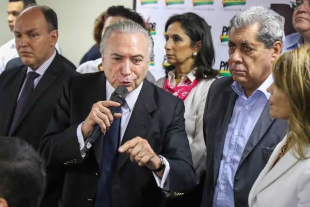 Puccinelli diz que Temer mant&eacute;m cautela para n&atilde;o sair como Judas