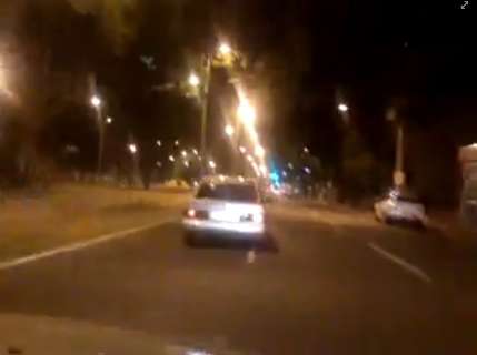 Motorista que aparece em vídeo de racha é reincidente e perdeu CNH