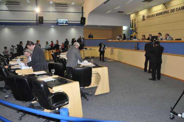 C&acirc;mara aprova transfer&ecirc;ncia de recursos de obras para limpeza e tapa buraco