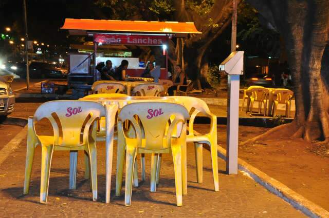  Moradores da Orla Morena tamb&eacute;m n&atilde;o querem dogueiros na regi&atilde;o