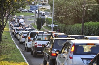 Rotatória na avenida Mato Grosso é ponto de estrangulamento do trânsito.  (Foto: Arquivo)
