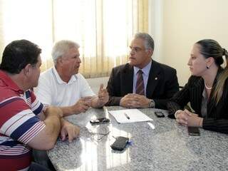 Paulo Pedra, Thais Helena, Edil Albuquerque e o procurador André Luiz Scaff fazem parte da equipe de transição da Câmara (Foto: Divulgação)