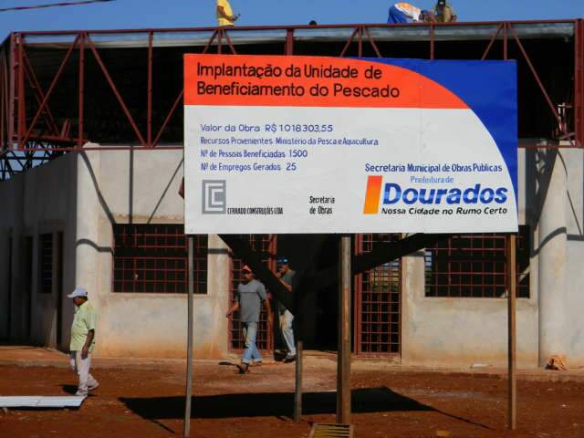  Prefeitura de Dourados retoma constru&ccedil;&atilde;o de frigor&iacute;fico de peixe