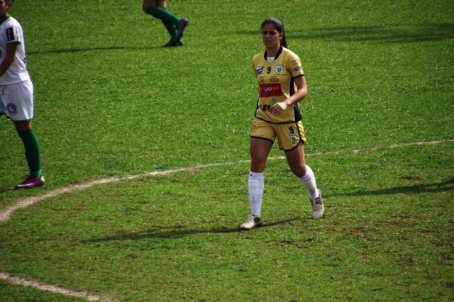 &quot;Estrela&quot; no deserto do futebol de MS, Patr&iacute;cia sonha com Olimp&iacute;ada e Mundial