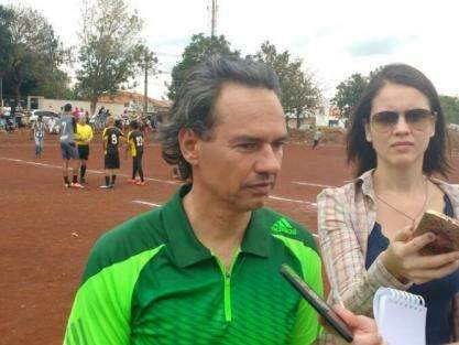 Prefeito &eacute; a favor do distrit&atilde;o e contra fundo bilion&aacute;rio para campanha