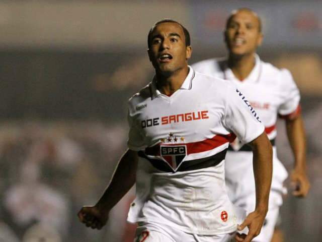 Em vantagem, S&atilde;o Paulo encara o Coritiba por vaga &agrave; final da Copa do Brasil