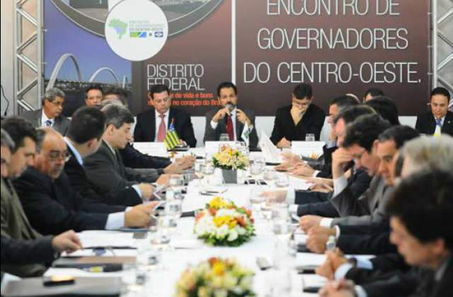  Andr&eacute; se re&uacute;ne nesta quarta-feira na C&acirc;mara com Marco Maia e seis governadores