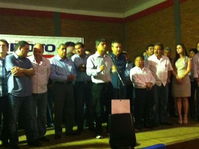 Ato pr&oacute; Giroto re&uacute;ne lideran&ccedil;as peemedebistas de todo o Estado